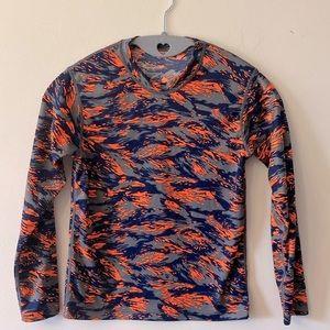 Champion boys orange long sleeve camouflage top stretch shirt size M